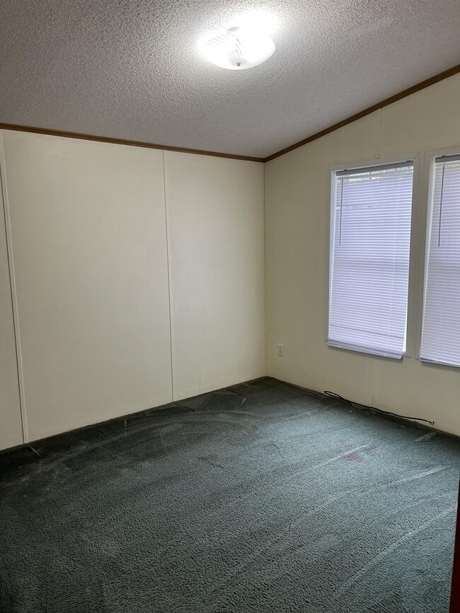 Building Photo - 16159 OH-39