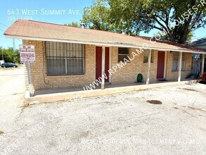 Building Photo - 643 W Summit Ave.