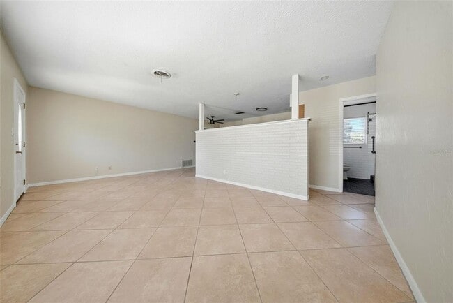 Building Photo - 11373 62nd Ave N