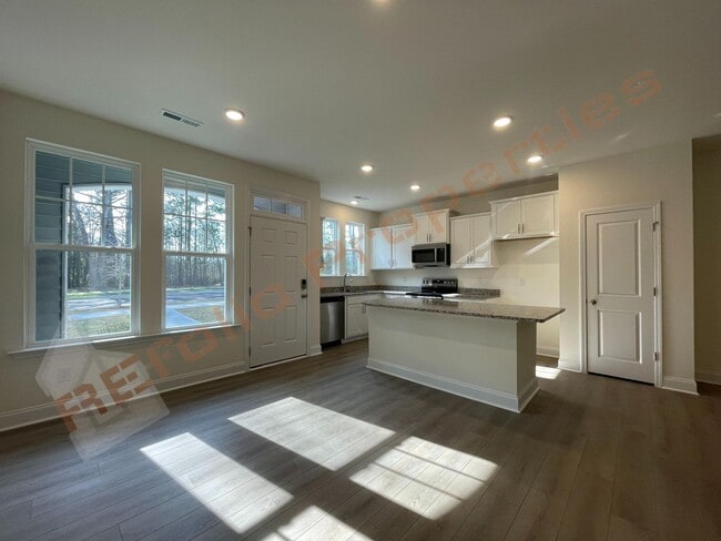 Building Photo - 6435 Granite Quarry Dr