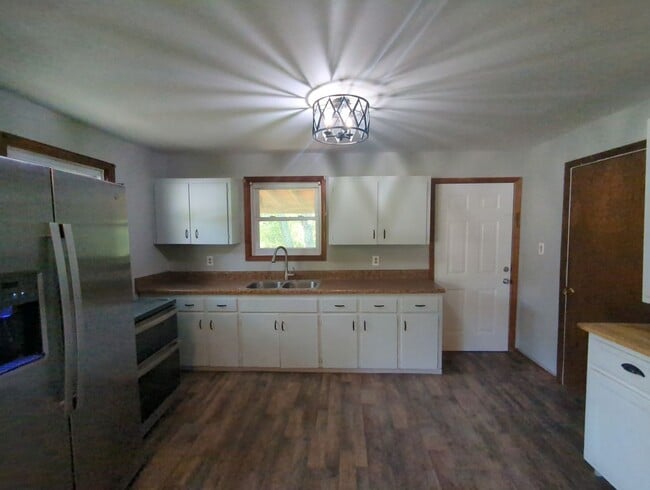 Building Photo - 3-Bedroom House in Ooltewah