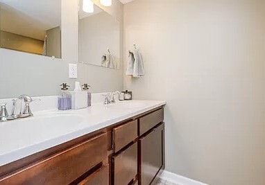 Master Bathroom - 2508 Westover Blvd