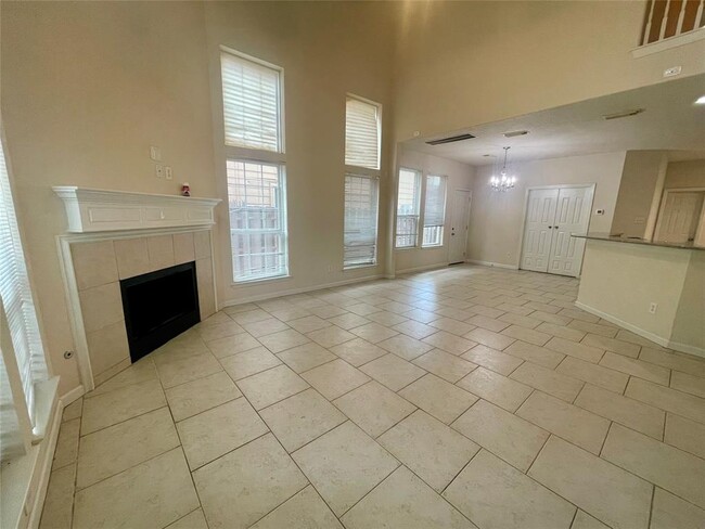 Building Photo - 7426 Autumn Sun Dr