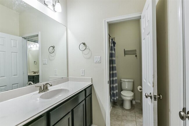 Building Photo - 4714 Emily Forest Trail