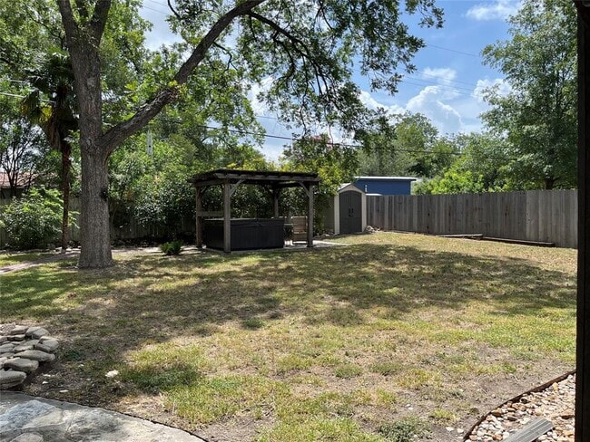 Building Photo - 8303 Burrell Dr