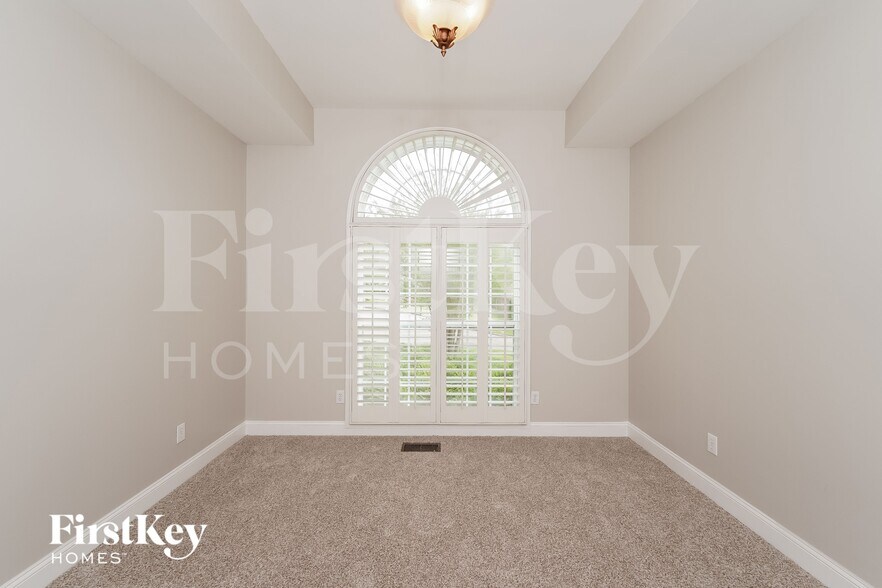 Building Photo - 1596 Mountain Lodge Trail