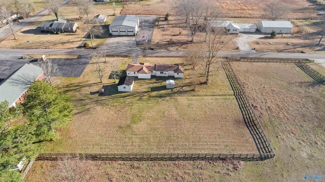 Building Photo - 1189 Cave Spring Rd