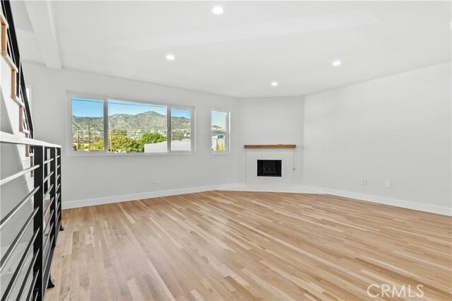 Building Photo - 552 Hahn Ave