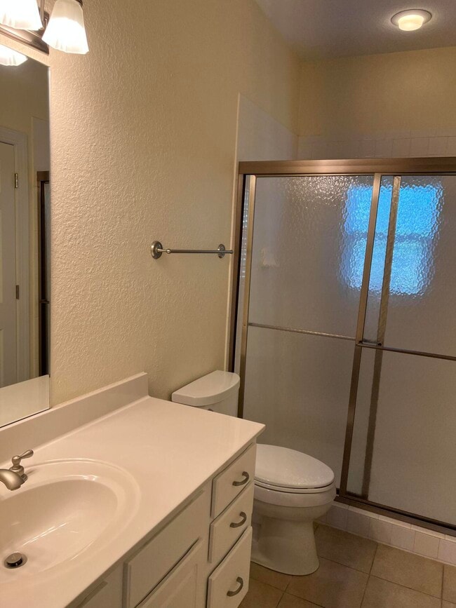 Building Photo - 118 Spires Ln