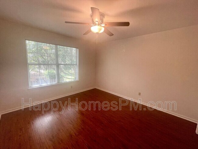 Building Photo - 1125 Monaco Dr