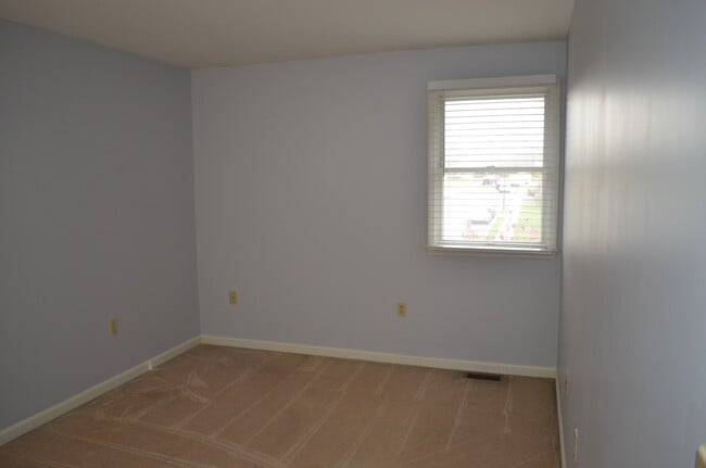 Building Photo - 97 Lee Ann Ct