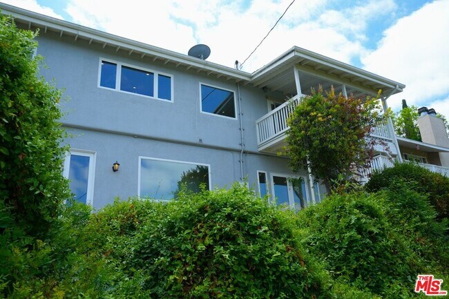 Building Photo - 22224 Cass Ave