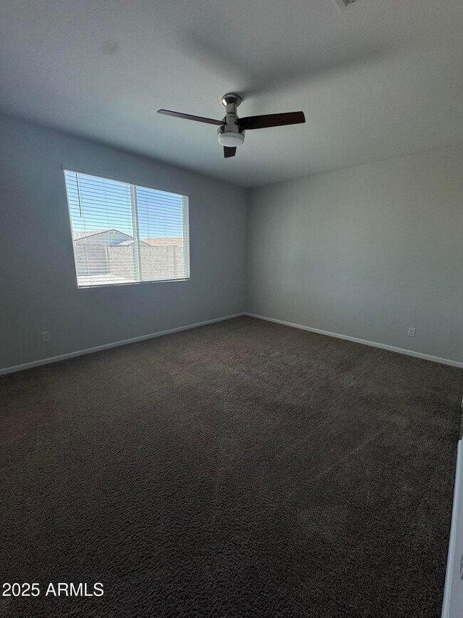 Building Photo - 24623 W Mohave St