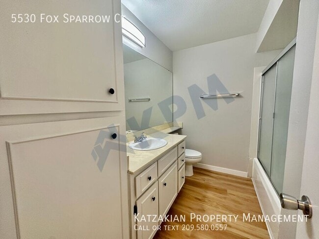 Building Photo - 5530 Fox Sparrow Ct