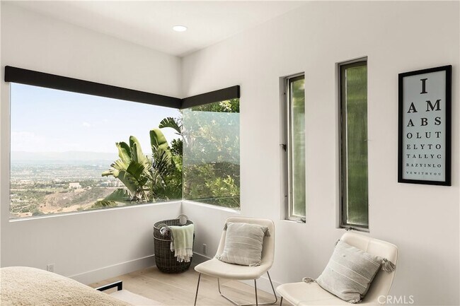 Building Photo - 3230 Tyrol Dr