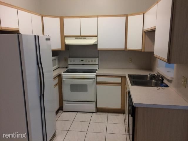 Building Photo - 13789 Bottlebrush Ct