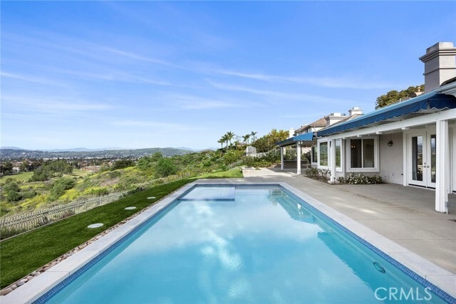 Building Photo - 2309 Skyline Dr