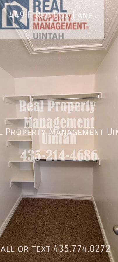 Building Photo - 449 Redfox Ln