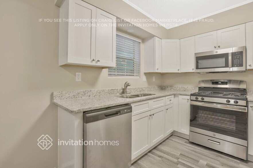 Building Photo - 1195 Winston Dr