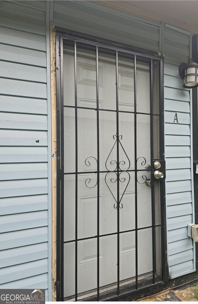 Building Photo - 668 Grosso Ave