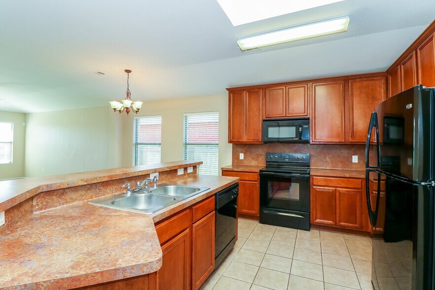 Building Photo - 7307 Fossil Creek Dr