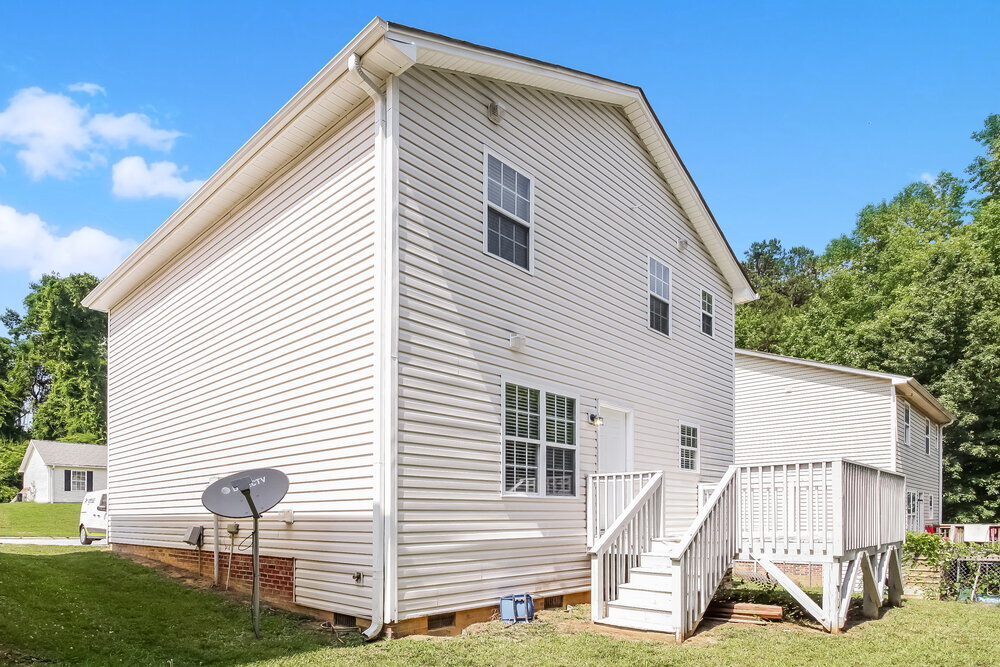 Building Photo - 4020 Mountainridge Dr