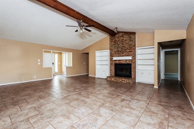 Building Photo - 2705 Pinto Trail