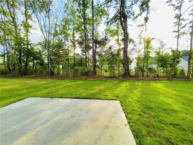 Building Photo - 1427 Ridge Rd