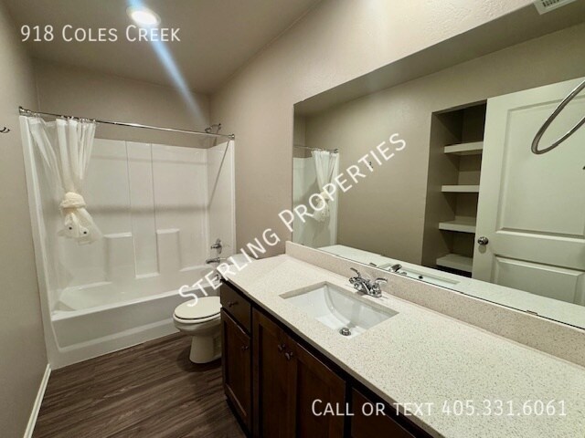 Building Photo - 918 Coles Creek