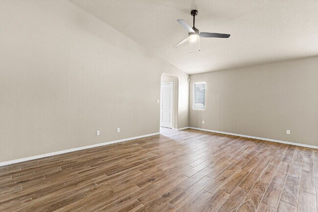 Building Photo - "Charming 3-Bed, 2-Bath Oasis on Dust Storm Lane – Spacious 1,596 Sq Ft Home in El Paso!"