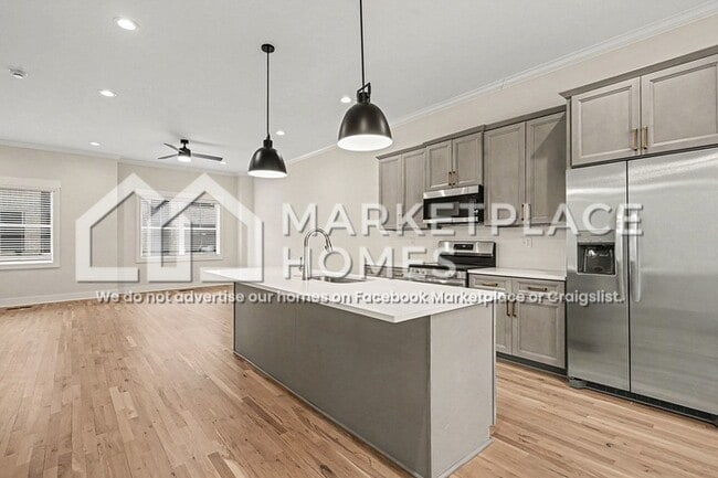 Building Photo - 974 Dozier Pl