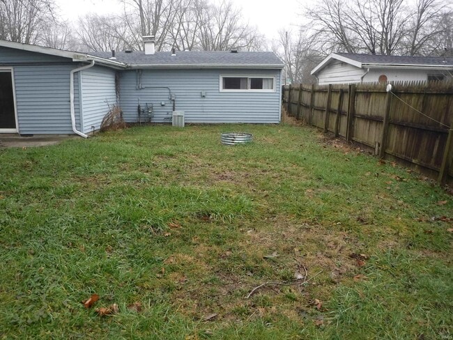Building Photo - 5624 Gates Dr