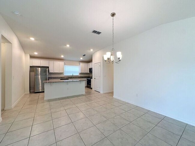 Building Photo - BEAUTIFUL HOME IN PRESERVATION POINTE, DAVENPORT