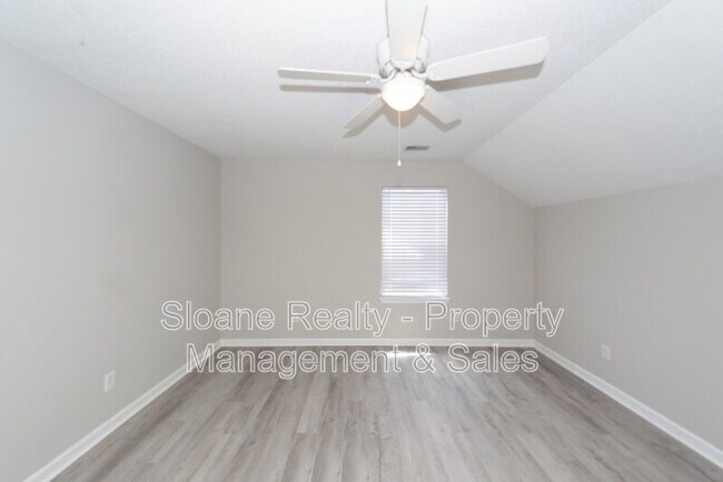 Building Photo - 458 Planters Trace Dr