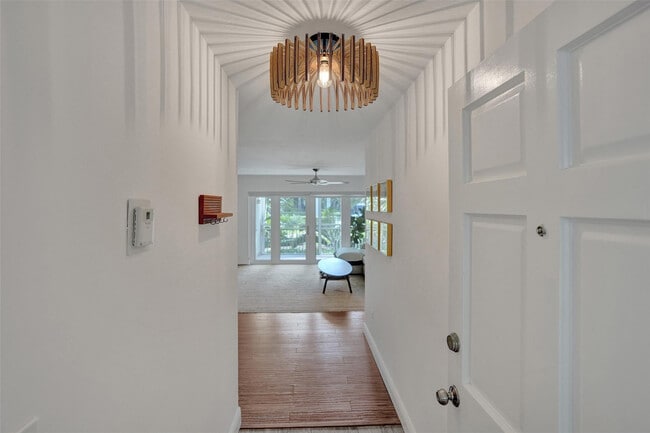 Building Photo - 2501 S Ocean Blvd