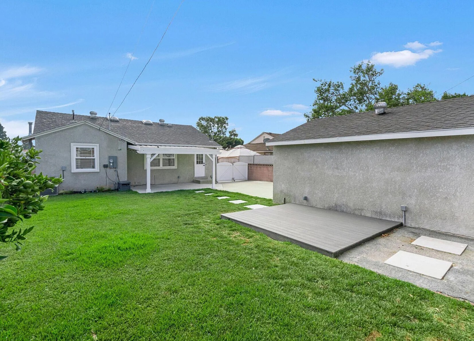 Building Photo - 15017 Bodger Ave