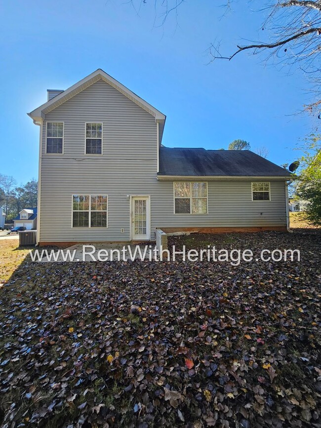 Building Photo - GORGEOUS HOME IN POPULAR PILGRIM'S MANOR /...