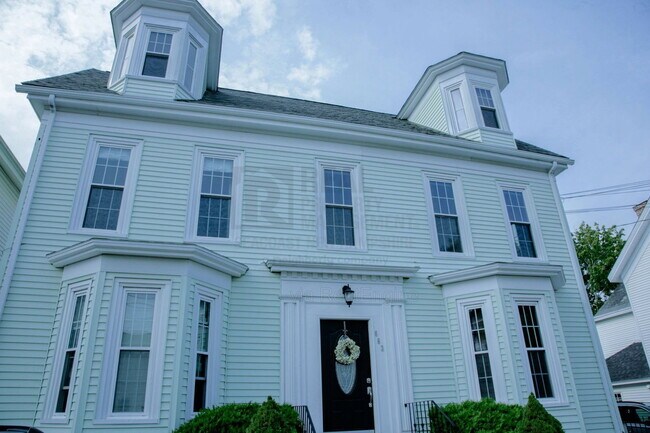 Building Photo - 663 State Street