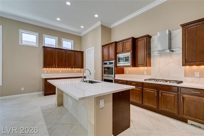 Building Photo - Elegant Anthem Country Club Residence with Spa, Balcony & 3-Car Garage