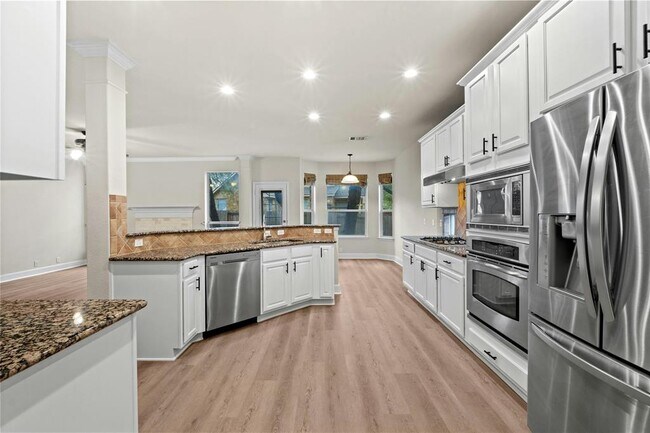 Building Photo - 2509 Salorn Way