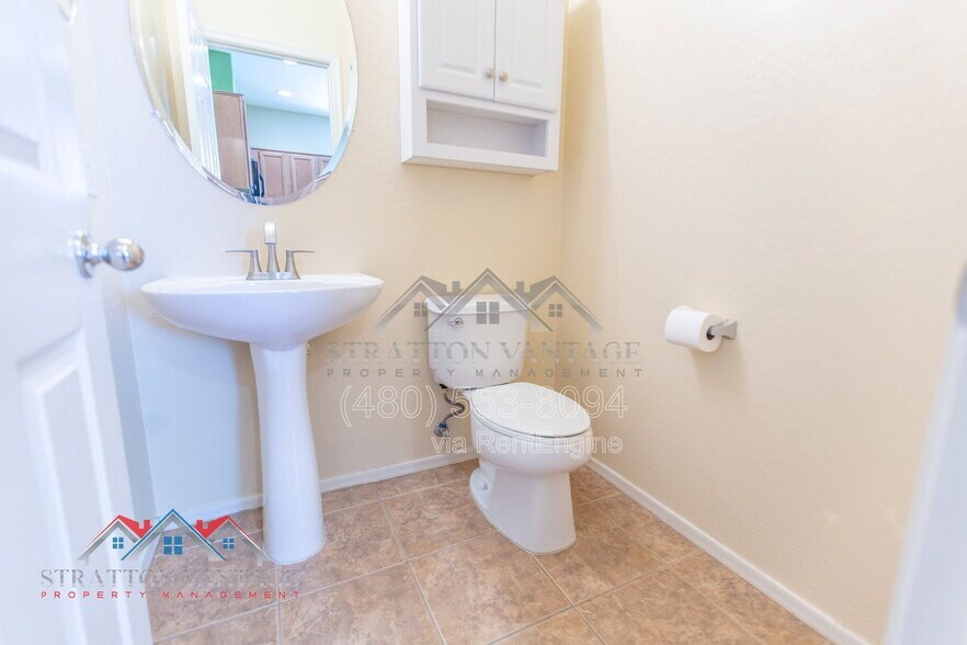 Building Photo - 42424 N Gavilan Peak Pkwy