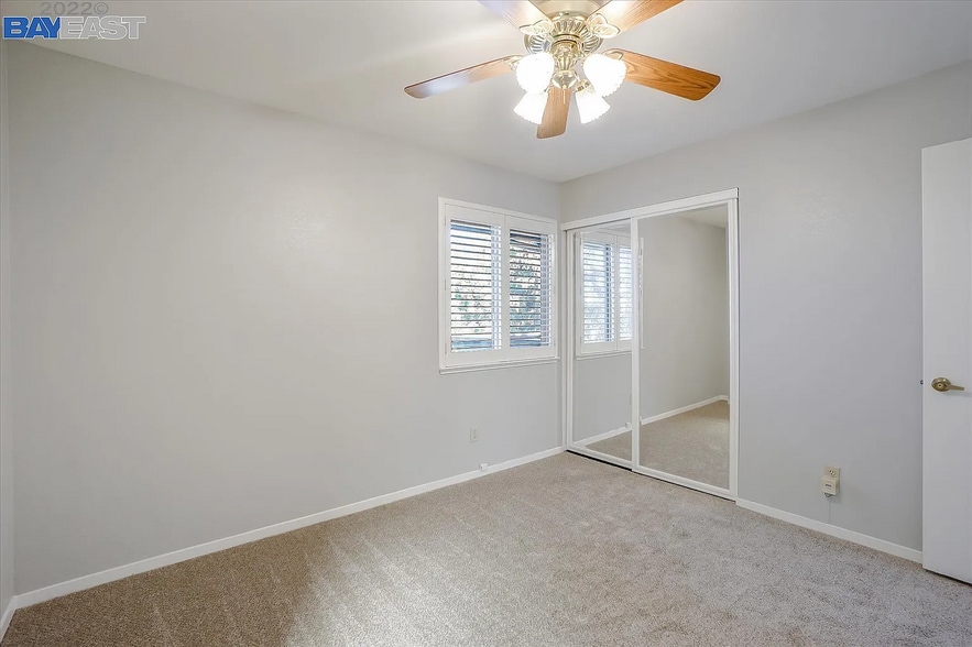 Building Photo - 2055 Sierra Rd