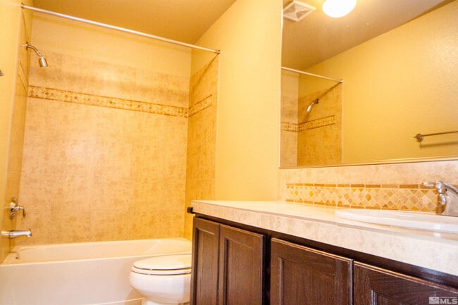 Building Photo - 10701 Cordero Dr