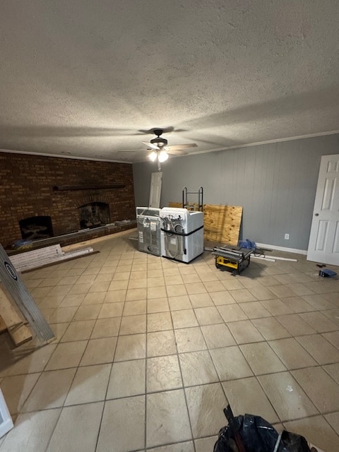 Den/Fireplace room - 147 Longview Dr