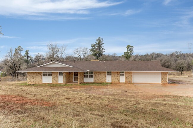 Building Photo - 7901 S Hiwassee Rd