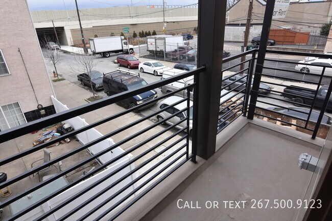 Building Photo - 958 Shackamaxon St