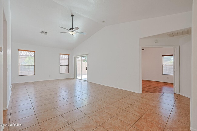 Building Photo - 18079 W Spencer Dr