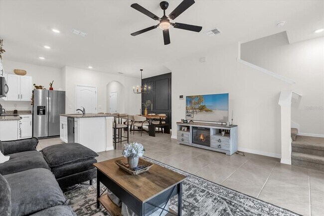 Building Photo - 110 Reena Dr