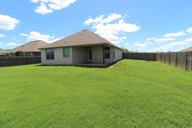 Building Photo - 4418 W Divide Dr