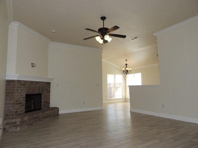 Building Photo - 9912 Agave Ave